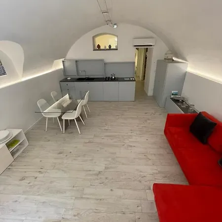Apartment 21